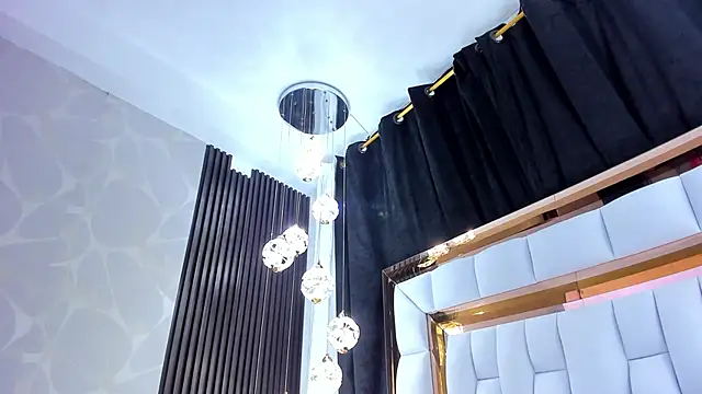 SarayRoyse online show from 01-15-26, 07:28