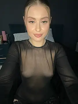 Sweet  Milly online show from 02-26-25, 05:50