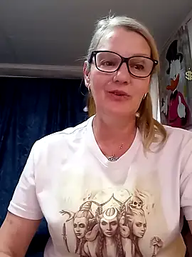 irinamaux online show from 04-01-26, 01:41