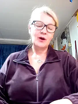 irinamaux online show from 04-15-26, 02:07