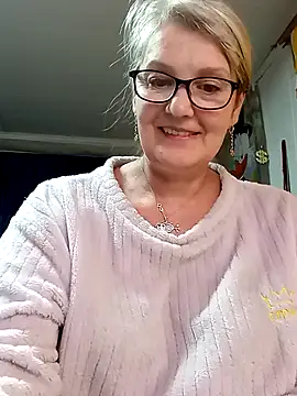 irinamaux online show from 04-15-26, 02:57