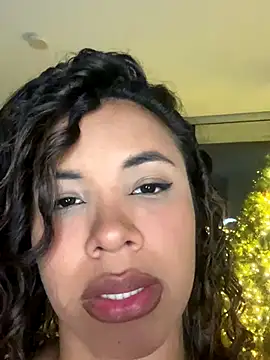 Brunettexio online show from 12-17-25, 03:23