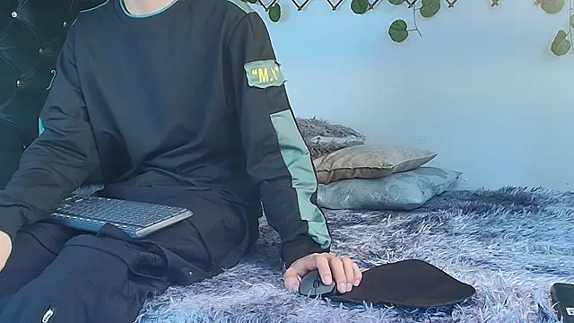 Levii Ackermann online show from 03-20-25, 02:32