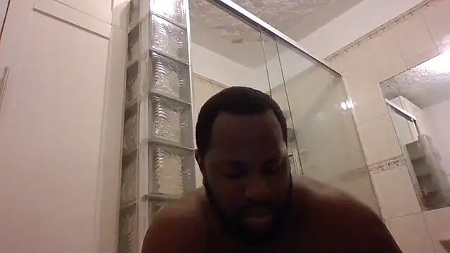 Snapshot of Bighood_T chatting on 10-14-25, 03:51 Bighood T online show from 10-14-25, 03:51