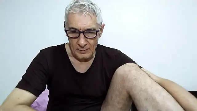 BIGUNCUTHARDCOCK online show from 04-15-26, 12:50