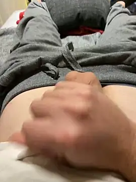 Snapshot of vtomim chatting on 12-17-24, 09:05 vtomim online show from 12-17-24, 09:05