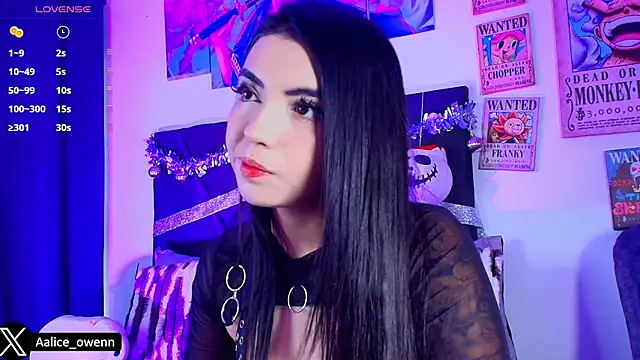Aliceowenn online show from 12-15-25, 09:41