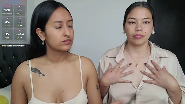 Snapshot of 2SummerLove1 chatting on 12-09-24, 03:22 2SummerLove1 online show from 12-09-24, 03:22