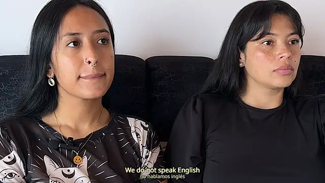 Snapshot of 2SummerLove1 chatting on 09-23-25, 03:48 2SummerLove1 online show from 09-23-25, 03:48