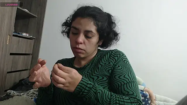 Anne purple online show from 02-14-25, 03:58