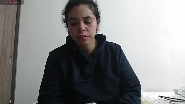 Anne purple online show from 10-08-25, 04:26