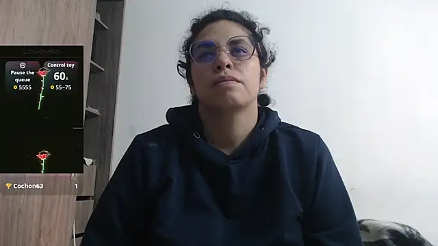 Anne purple online show from 11-21-25, 04:38