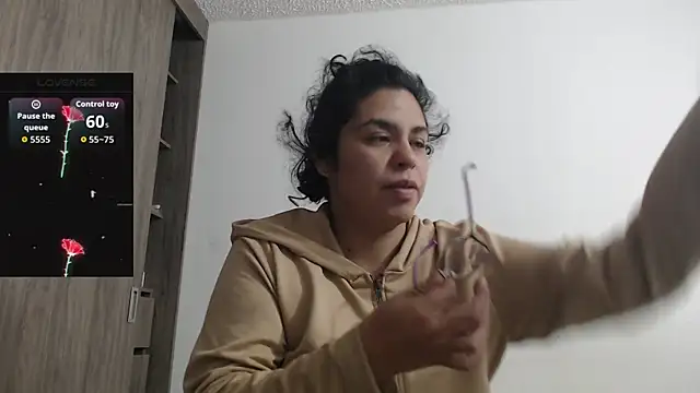 Anne purple online show from 12-04-25, 03:54