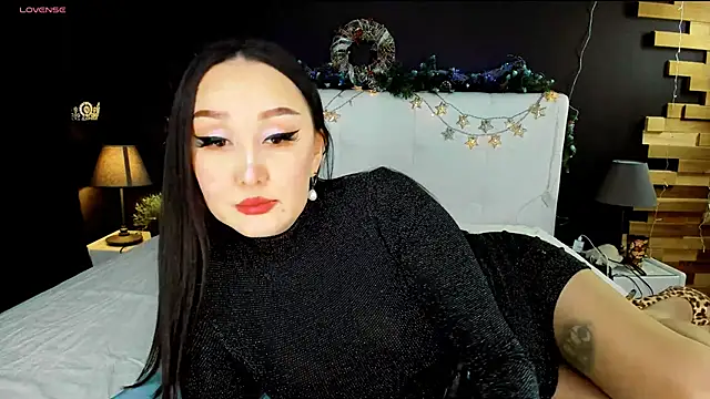 Snapshot of Julianna_Jami chatting on 12-20-24, 04:36 Julianna Jami online show from 12-20-24, 04:36