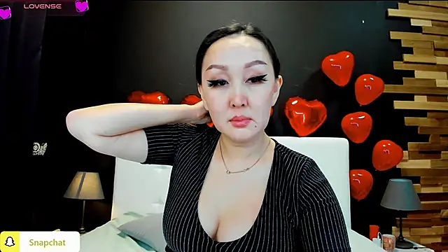 Snapshot of Julianna_Jami chatting on 02-23-25, 11:11 Julianna Jami online show from 02-23-25, 11:11