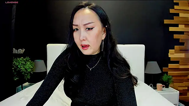 Snapshot of Julianna_Jami chatting on 10-26-25, 02:56 Julianna Jami online show from 10-26-25, 02:56