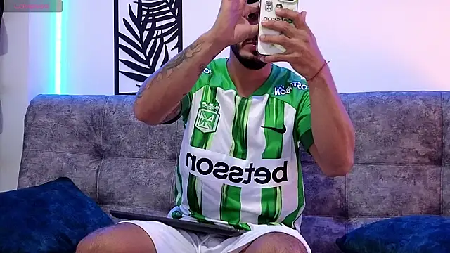 Snapshot of Bruno_Mattos chatting on 12-05-24, 11:40 Bruno Mattos online show from 12-05-24, 11:40