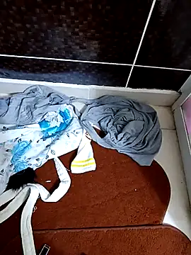 modelturanist27 online show from 04-24-26, 10:34