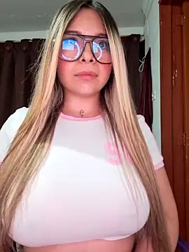 CristalGmez online show from 03-26-26, 04:29