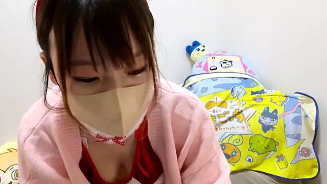 Snapshot of hi---chan- chatting on 12-16-24, 05:11 hi---chan- online show from 12-16-24, 05:11