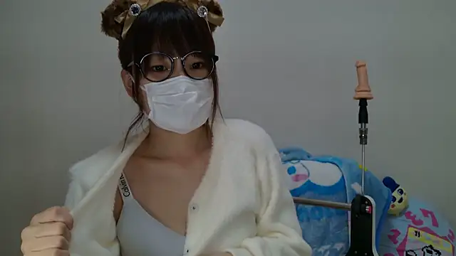 Snapshot of hi---chan- chatting on 02-05-25, 07:10 hi---chan- online show from 02-05-25, 07:10