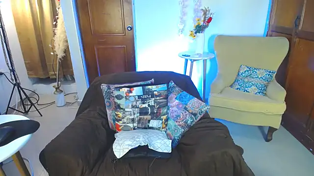 blackandwhite 2 online show from 03-23-26, 10:19