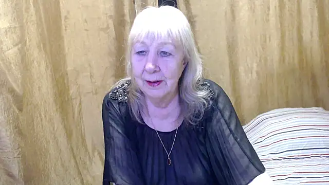 Snapshot of _Estelitta_5 chatting on 02-22-25, 03:47  Estelitta 5 online show from 02-22-25, 03:47