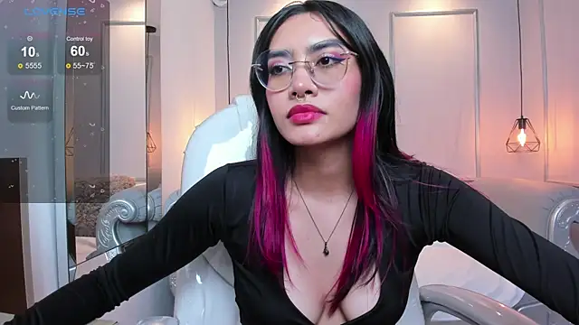 AzuraKindong online show from 03-05-25, 10:21