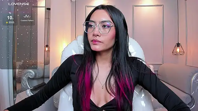 AzuraKindong online show from 09-15-25, 07:25