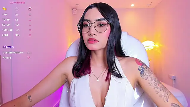 AzuraKindong online show from 04-16-26, 07:14