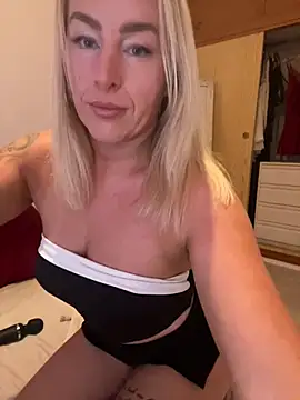 ChristyAdair online show from 12-13-24, 03:54