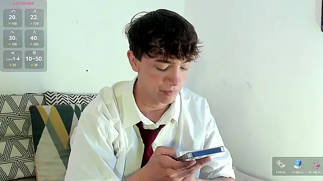 Tomy Rox online show from 10-15-25, 03:50