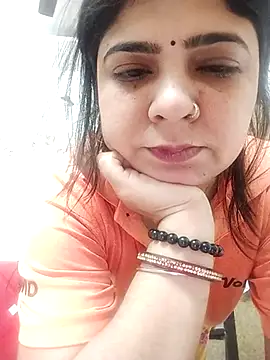 Snapshot of Husnpari20 chatting on 02-18-25, 04:37 Husnpari20 online show from 02-18-25, 04:37