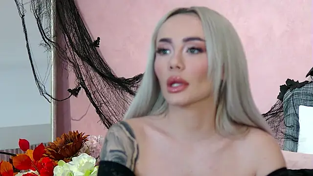 FrancescaMcGray online show from 11-04-25, 08:02