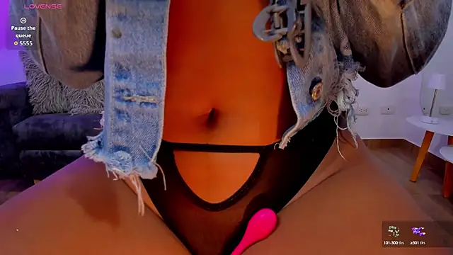 amandaconner online show from 10-21-25, 08:15