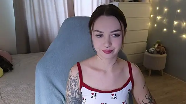 kate leoo online show from 06-28-26, 07:03