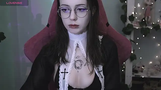 prettybones online show from 04-21-26, 07:58