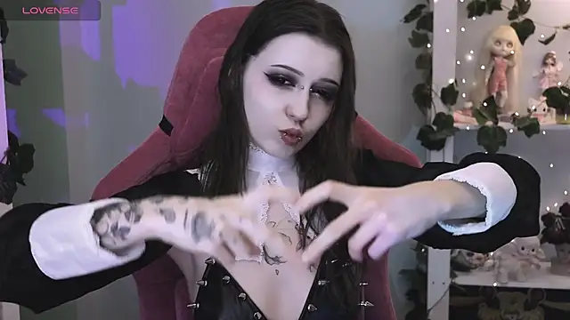 prettybones online show from 05-04-26, 10:06