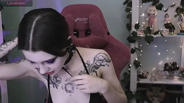 prettybones online show from 08-08-26, 09:17