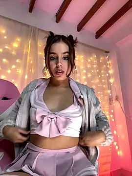 Juanelopez1 online show from 10-15-25, 03:50