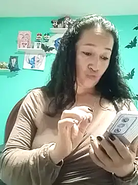 emilypoppy3 online show from 12-27-24, 10:05