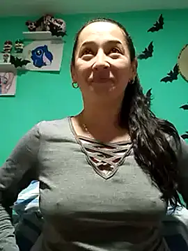 emilypoppy3 online show from 01-21-25, 01:22