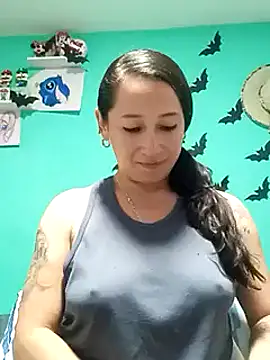 emilypoppy3 online show from 01-29-25, 01:37