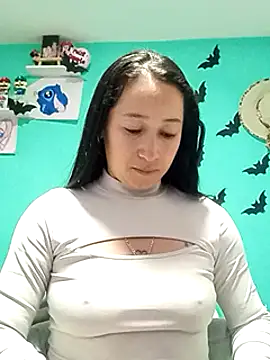 emilypoppy3 online show from 02-05-25, 01:44