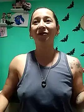 emilypoppy3 online show from 02-11-25, 03:40