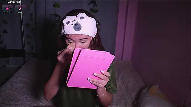 Snapshot of IsabellaFerreiraa chatting on 02-07-25, 06:03 IsabellaFerreiraa online show from 02-07-25, 06:03