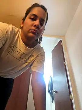 DeboraEvans online show from 10-29-25, 03:25