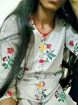 Snapshot of Kumkum_36 chatting on 02-09-25, 07:16 Kumkum 36 online show from 02-09-25, 07:16
