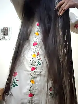 Snapshot of Kumkum_36 chatting on 03-09-25, 08:29 Kumkum 36 online show from 03-09-25, 08:29