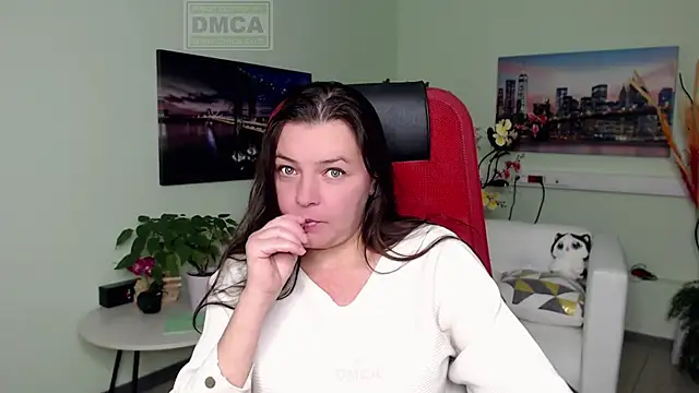 Lily flower7 online show from 11-14-25, 04:55